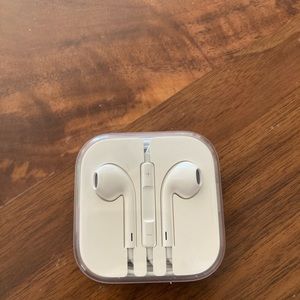 Apple air pods - old school style - new